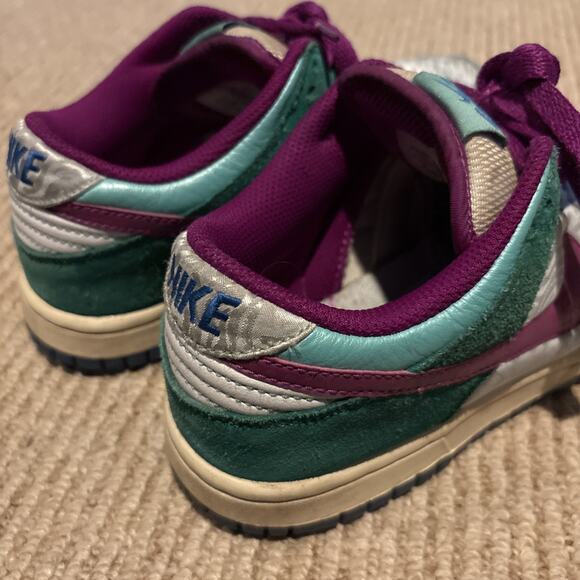 Women’s Nike SB 6.0 Dunk Low 2009 Zebra Purple Teal 314141-400 Sz 6 Skate Shoes - Picture 6 of 11